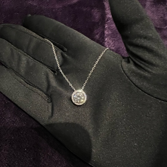 Brand New Moissanite Pendant Necklace 1CT 18K White Gold Plated Sterling Silver - Picture 5 of 11